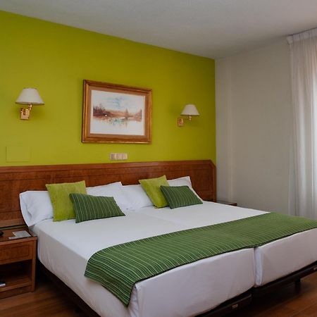 Hotel Don Carmelo Ávila Kültér fotó