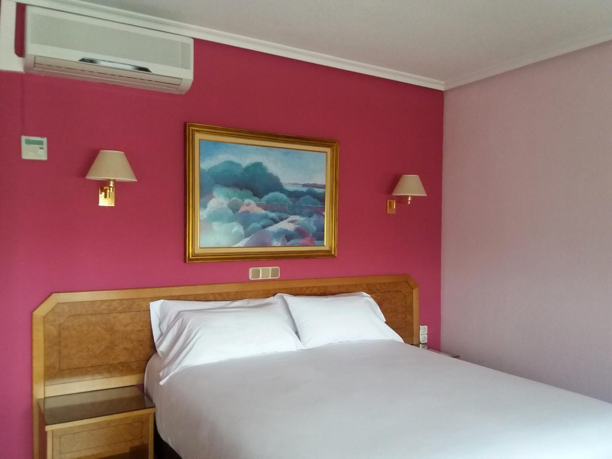 Hotel Don Carmelo Ávila Kültér fotó